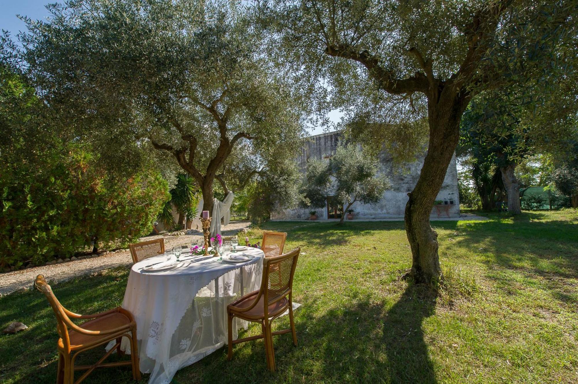 ספרלונגה Agriturismo Masseria Pozzo מראה חיצוני תמונה