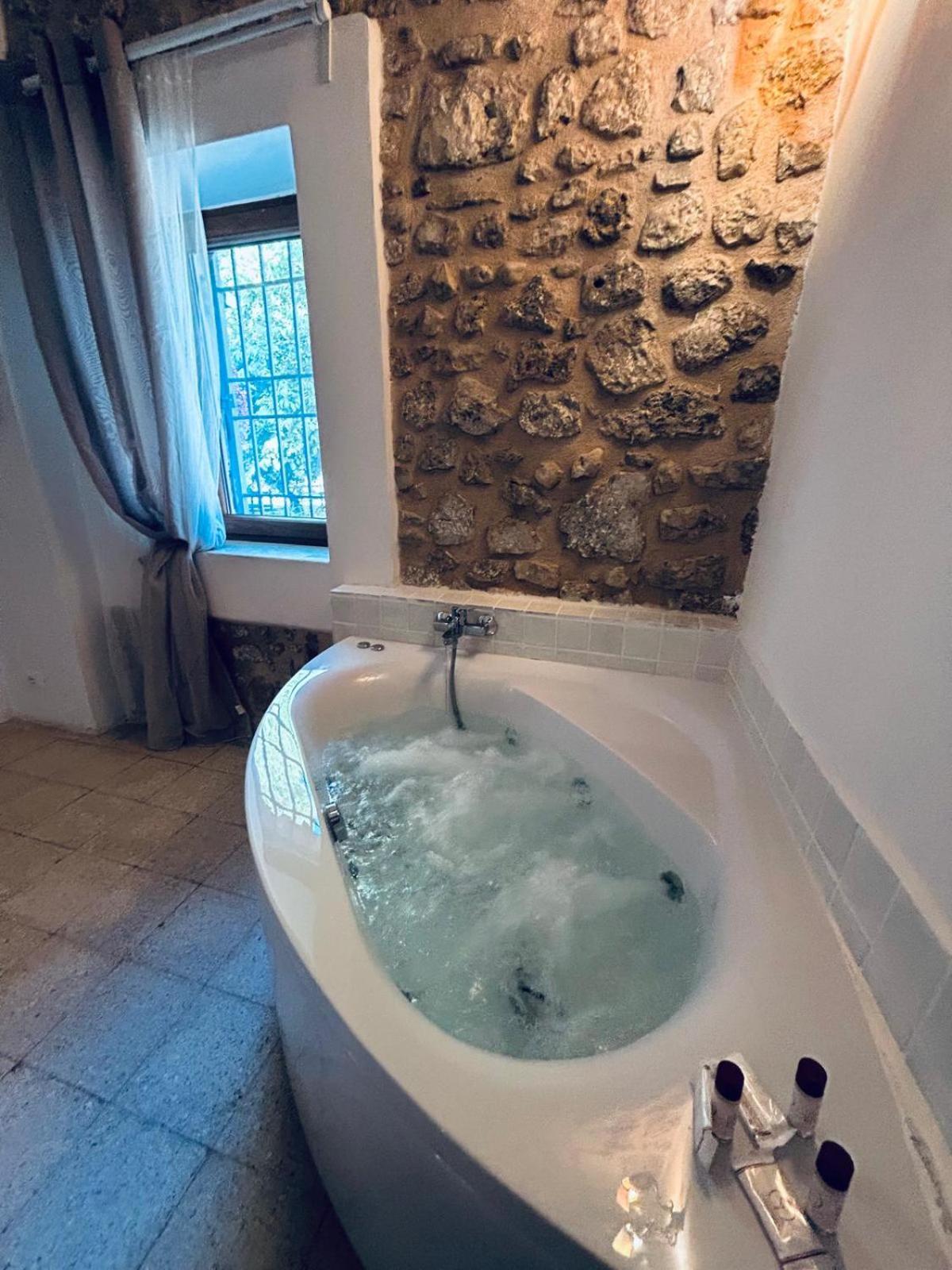 ספרלונגה Agriturismo Masseria Pozzo מראה חיצוני תמונה